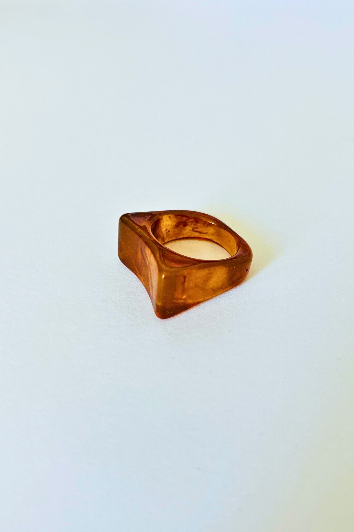 Bague en résine marron (XL)