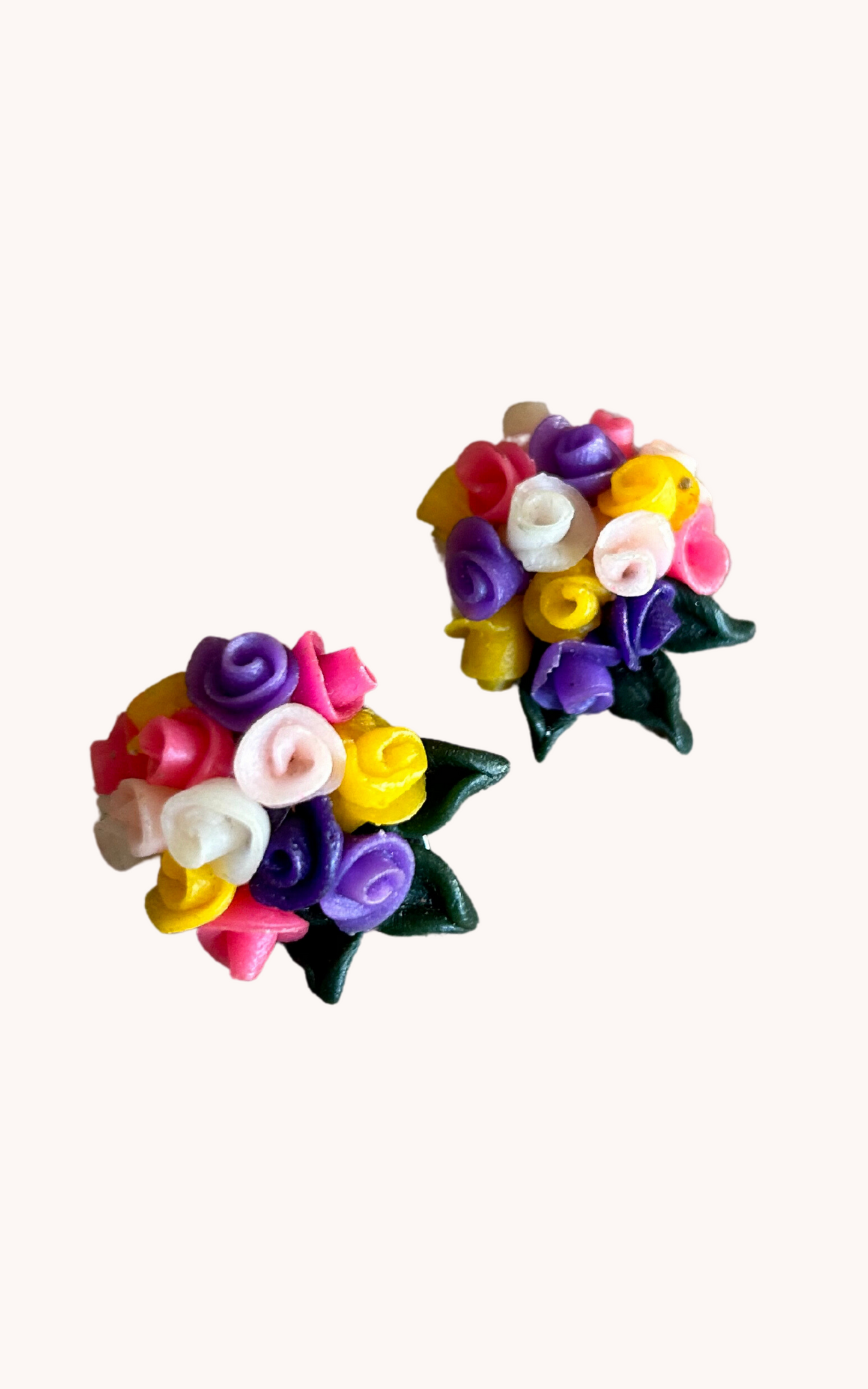 Boucles d'oreilles bouquets de fleurs (clip)